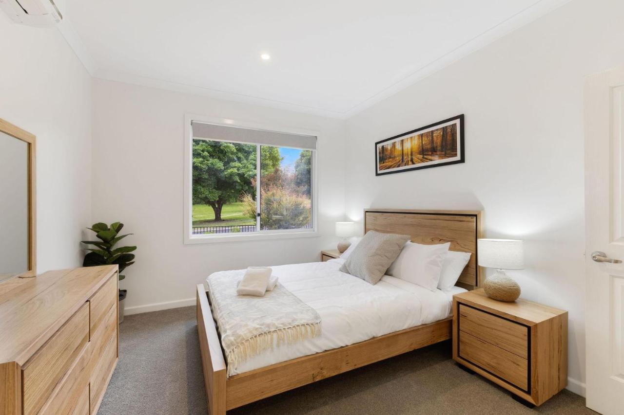 Lemon & Myrtle * Myrtleford