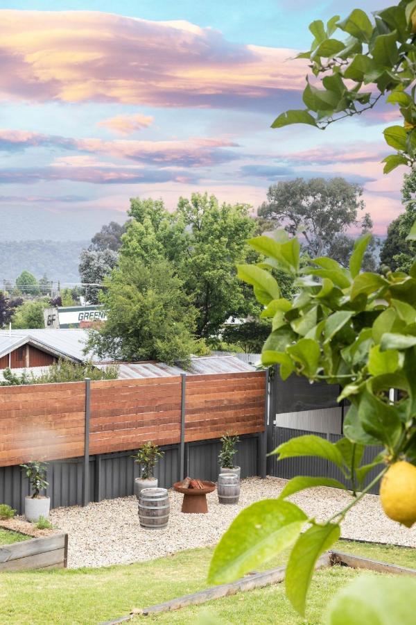 Lemon & Myrtle * Myrtleford
