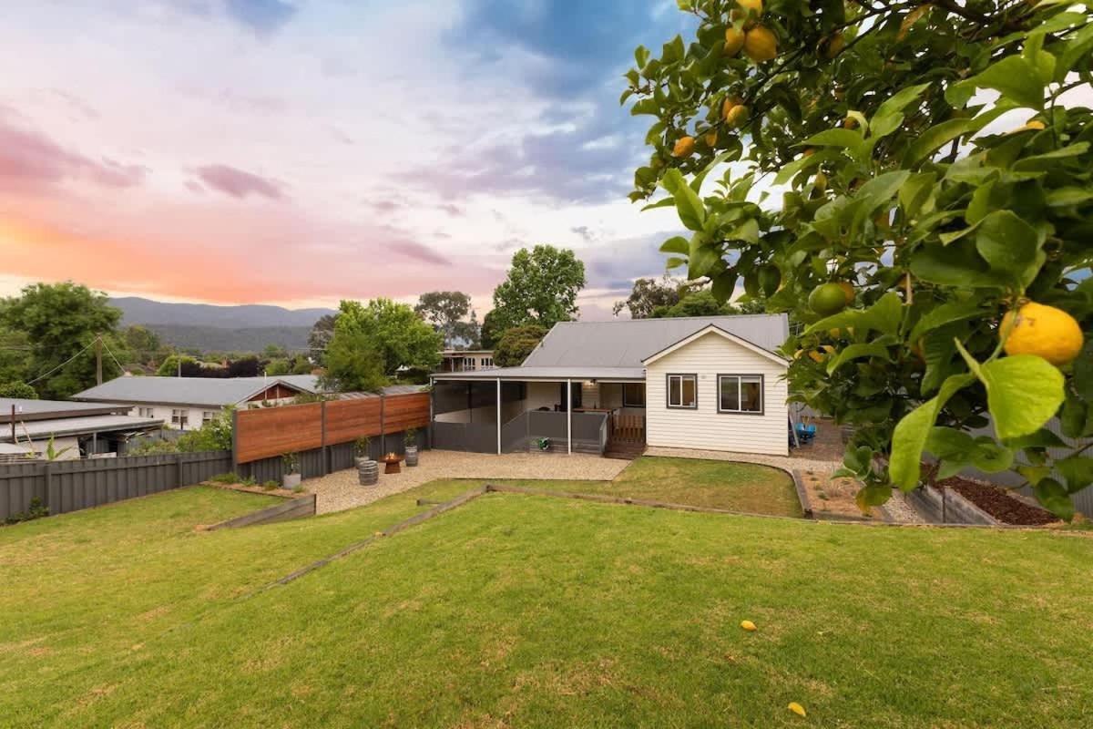 Holiday home Lemon & Myrtle Myrtleford