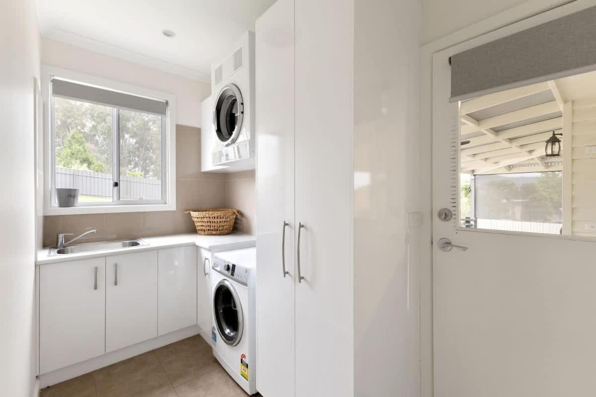 Lemon & Myrtle * Myrtleford